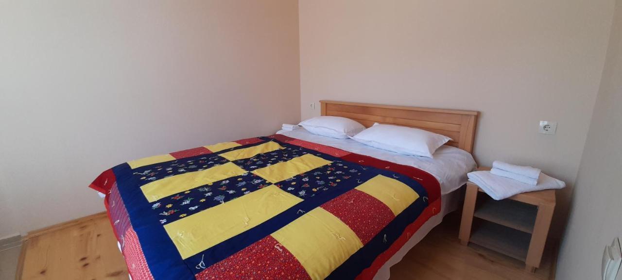 Guest House Lekhtagi Mestia Esterno foto