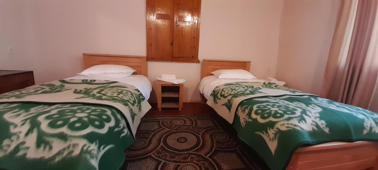 Guest House Lekhtagi Mestia Esterno foto
